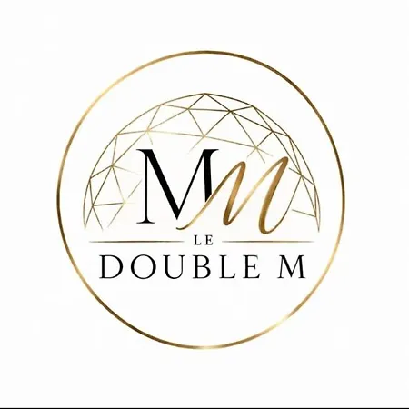 Le Double M Luxe tent Saint-Hubert